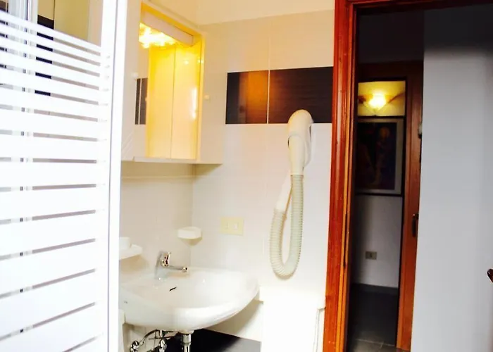 President מלון 3*